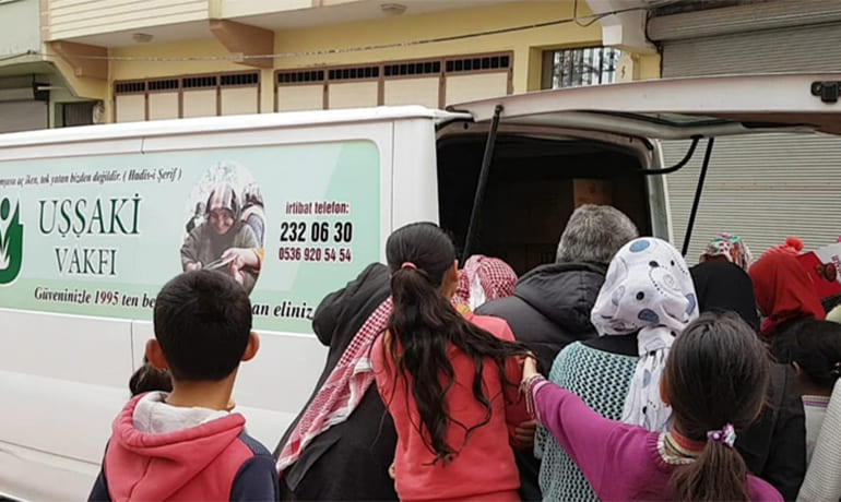 Kilis’de Malzemeler Dağıttık
